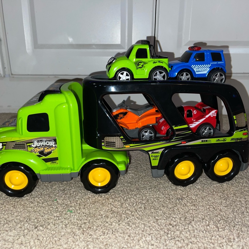 Tractor trailer toy car hauler